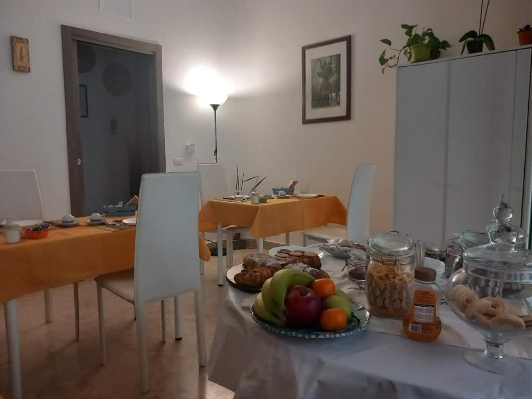 卡塔尼亚La Valigia Sul Letto住宿加早餐旅馆 外观 照片