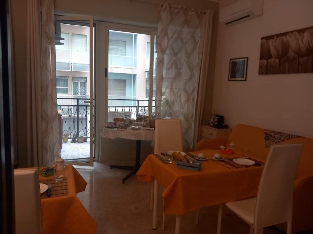 卡塔尼亚La Valigia Sul Letto住宿加早餐旅馆 外观 照片